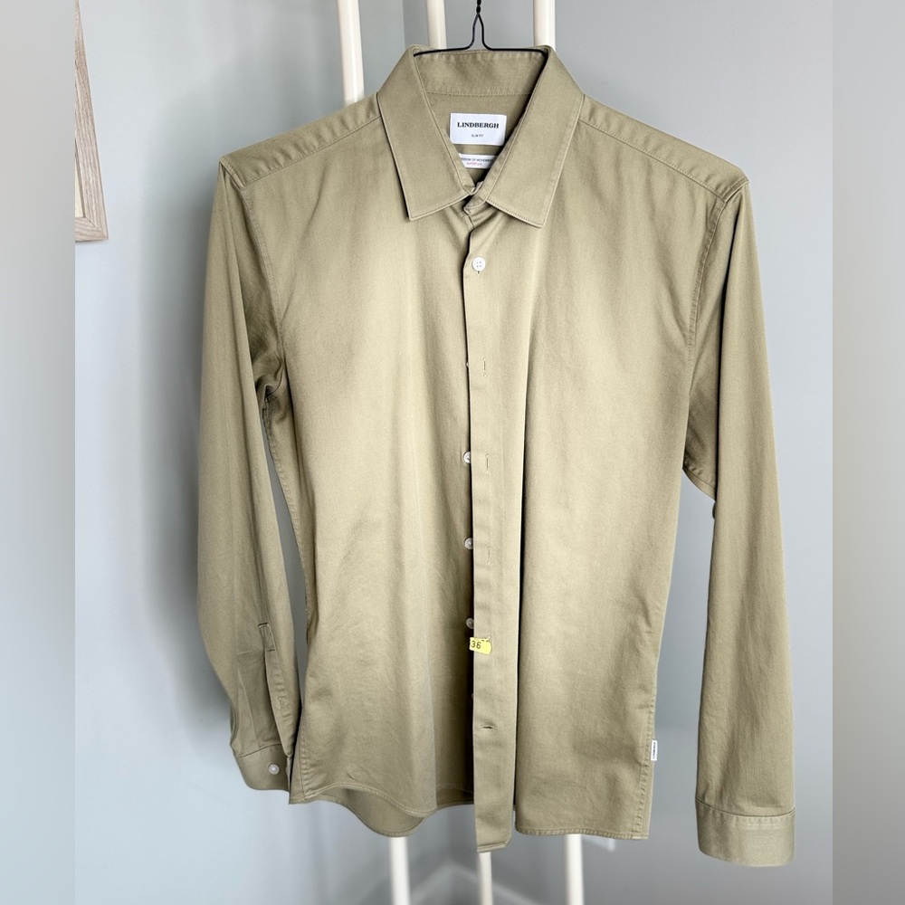 J. Lindeberg Men's Button-Down Shirt in Olive